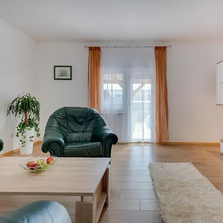 Twisting By The Private Pool Apartment Zadar