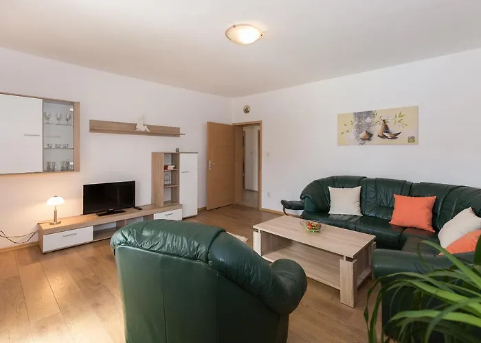 Appartement Twisting By The Private Pool