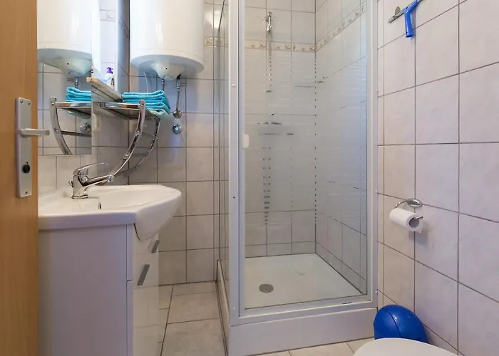 Twisting By The Private Pool *